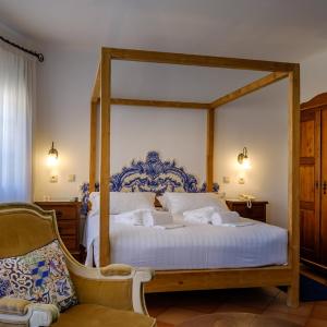 Romantic Junior Suite - Main House
