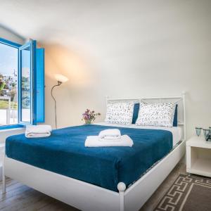  Honeymoon Suite with Outdoor Private Jetted Tub (Not Heated)