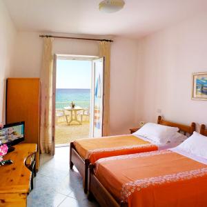 Double Room with Terrace - Sea View