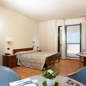 Junior Suite with Terrace