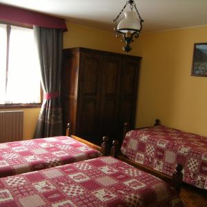 Twin Room with Mountain View