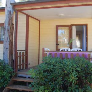Mobile Home (4 Adults)