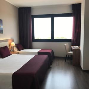 Triple Room with Lake View