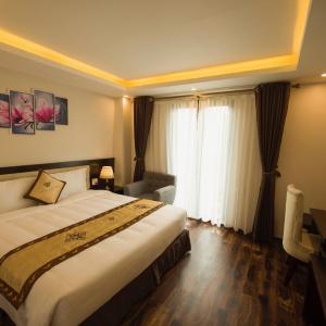 Deluxe Double Room with Balcony