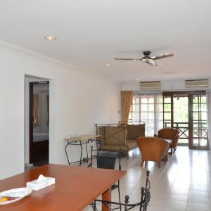 Three Bedroom Apartment 