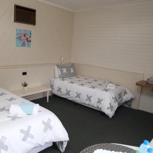 Small Twin Room