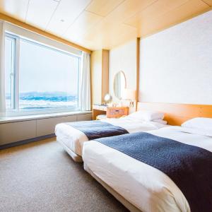 Corner Suite - Non-Smoking