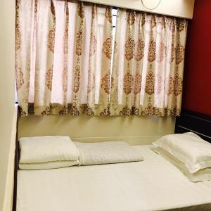 Standard Double Room with Window