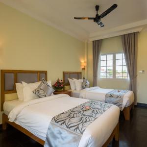 Deluxe Twin Room with City View