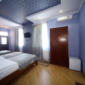 Triple Room with Balcony