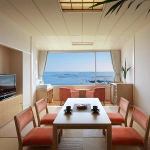 Japanese-Style Room - Smoking