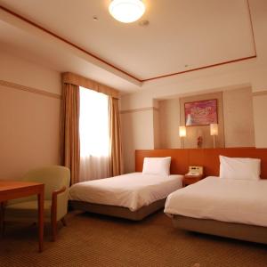 Twin Room - Non-Smoking