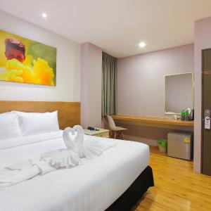 Superior King Room