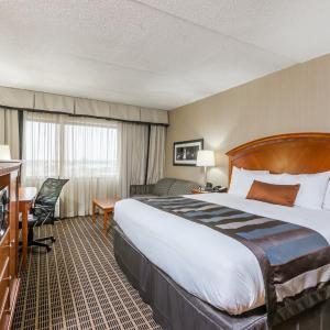 Deluxe King Room - Disability Access/Non-Smoking