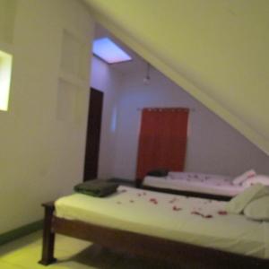 Triple Room with Shared Bathroom