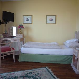 Single Room with Balcony