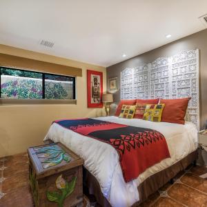 Deluxe One-Bedroom Suite