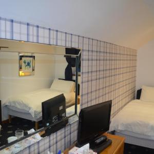Triple Room with Bathroom