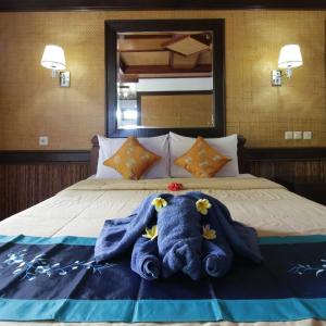 Standard Twin Room with Garden View