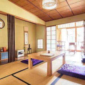 Japanese-Style Superior Family Room with Shared Bathroom