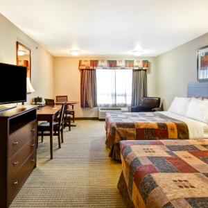 Queen Room with Two Queen Beds and Sofa Bed