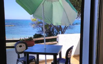 Camera Matrimoniale con Balcone e Vista Mare