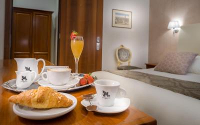 Camera Matrimoniale/Doppia con Letti Singoli