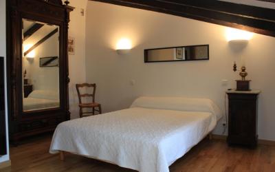 Chambre Double Mansardu00e9e avec Douche