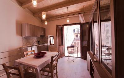 Appartamento con Balcone