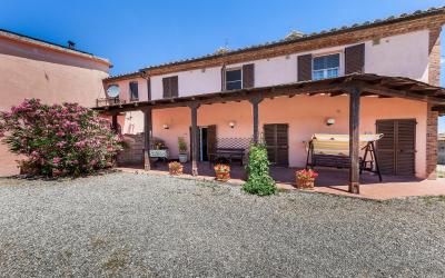 Appartamento su 2 Livelli con 1 Camera da Letto