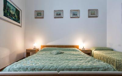 Camera Matrimoniale Standard con Bagno in Comune