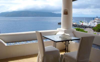 Camera Matrimoniale Superior con Terrazza e Vista Mare 