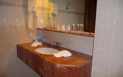 Chambre Double ou Lits Jumeaux Standard Chambre Double ou Lits Jumeaux Standard