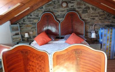 Camera Matrimoniale con Bagno in Comune 