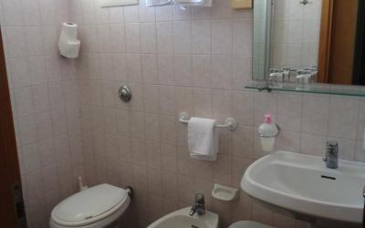 Camera Matrimoniale/Doppia con Letti Singoli