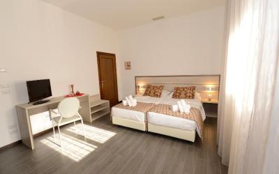 Camera Matrimoniale Deluxe con Doccia