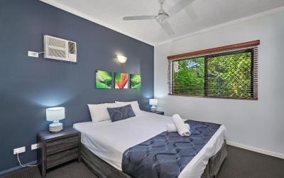 Deluxe Two-Bedroom Apartment with Two Bathrooms