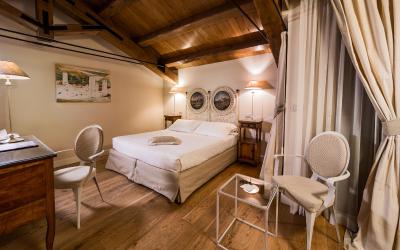 Camera Luxury Matrimoniale/Doppia con Letti Singoli