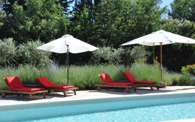 Chambre Double avec Terrasse - Accu00e8s Gratuit au Bain u00e0 Remous, Hammam et Salle de Sport Chambre Double avec Terrasse - Accu00e8s Gratuit au Bain u00e0 Remous, Hammam et Salle de Sport
