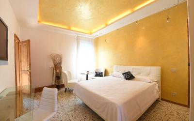 Camera Queen Classic