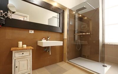 Camera Matrimoniale con Salotto