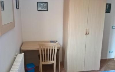 Camera Tripla Basic con Bagno in Comune