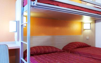 Chambre Triple - 3 Lits Simples Chambre Triple - 3 Lits Simples