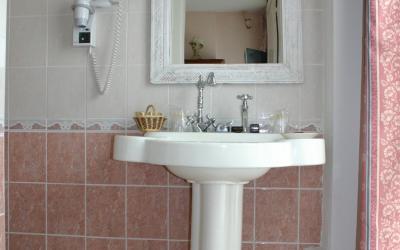 Chambre Double avec Douche