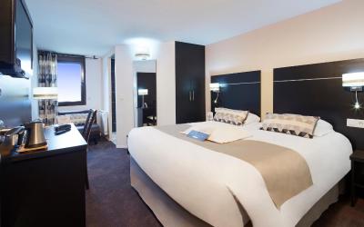 Chambre Familiale  - 1 Lit Double et 1 Lit Simple