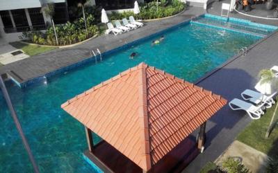 Apartemen dengan Balkon Apartemen dengan Balkon