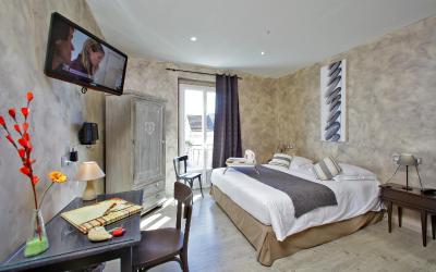 Chambre Double Standard avec Douche Chambre Double Standard avec Douche