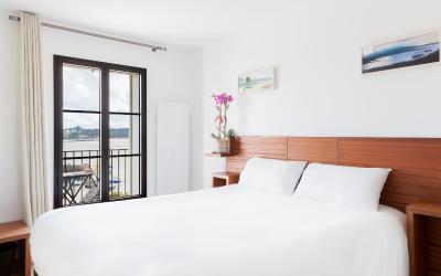 Chambre Double ou Lits Jumeaux - Vue Latu00e9rale sur Mer Chambre Double ou Lits Jumeaux - Vue Latu00e9rale sur Mer
