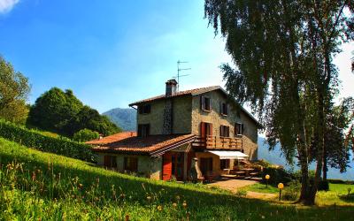 Casa con 4 camere da letto