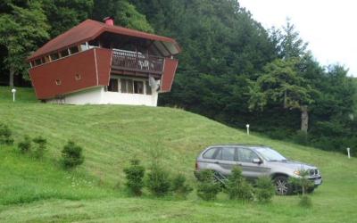 Chalet 3 Chambres (7 Adultes) Chalet 3 Chambres (7 Adultes)